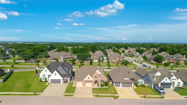 13863 S 21st Place, Bixby, OK 74008
