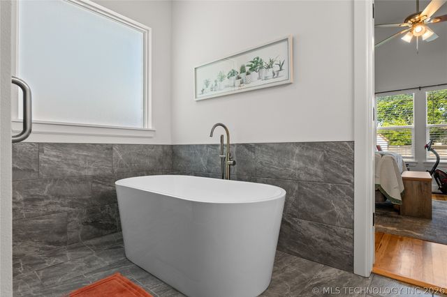 13863 S 21st Place, Bixby, OK 74008