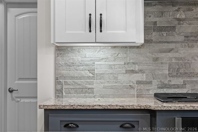 13863 S 21st Place, Bixby, OK 74008