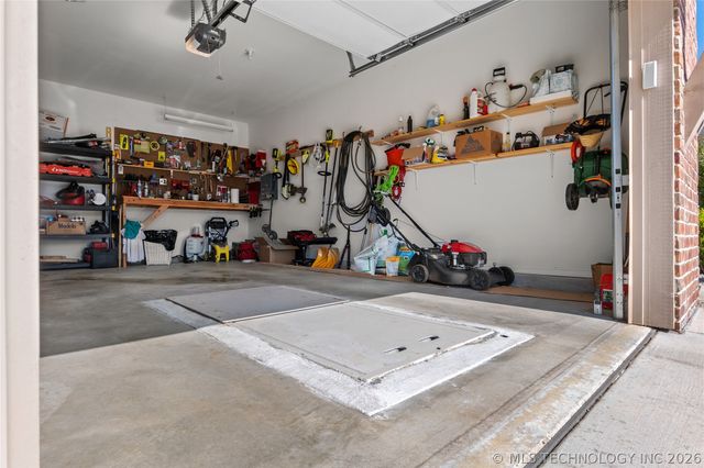13863 S 21st Place, Bixby, OK 74008