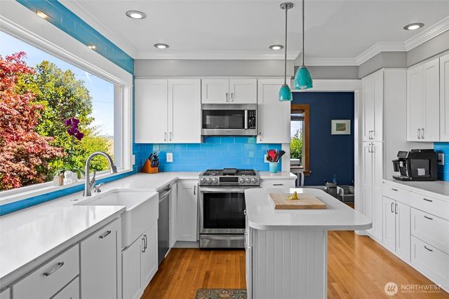 3809 N Adams Street, Tacoma, WA 98407