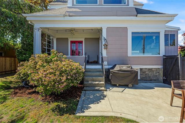 3809 N Adams Street, Tacoma, WA 98407