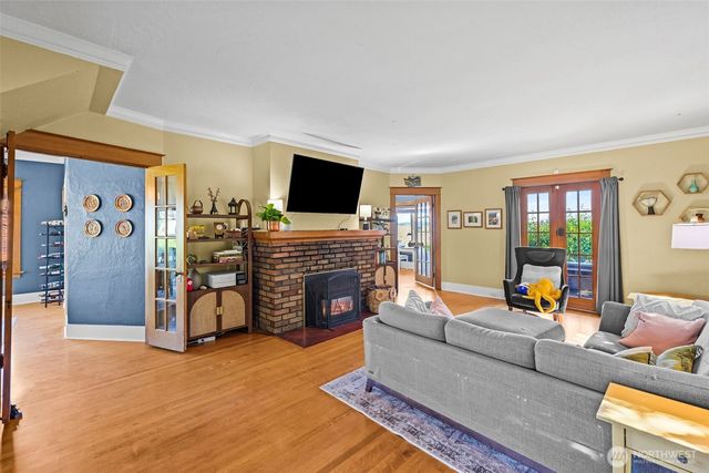 3809 N Adams Street, Tacoma, WA 98407