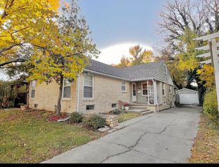 227 S Glendale, Wichita, KS 67218
