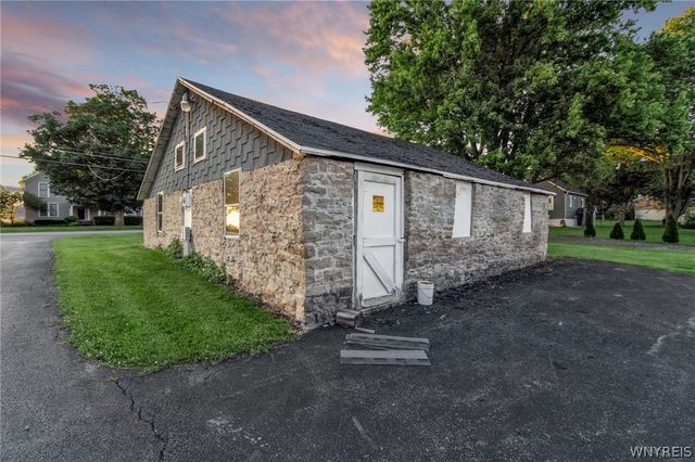 5132 Upper Mountain Road, Cambria, NY 14094