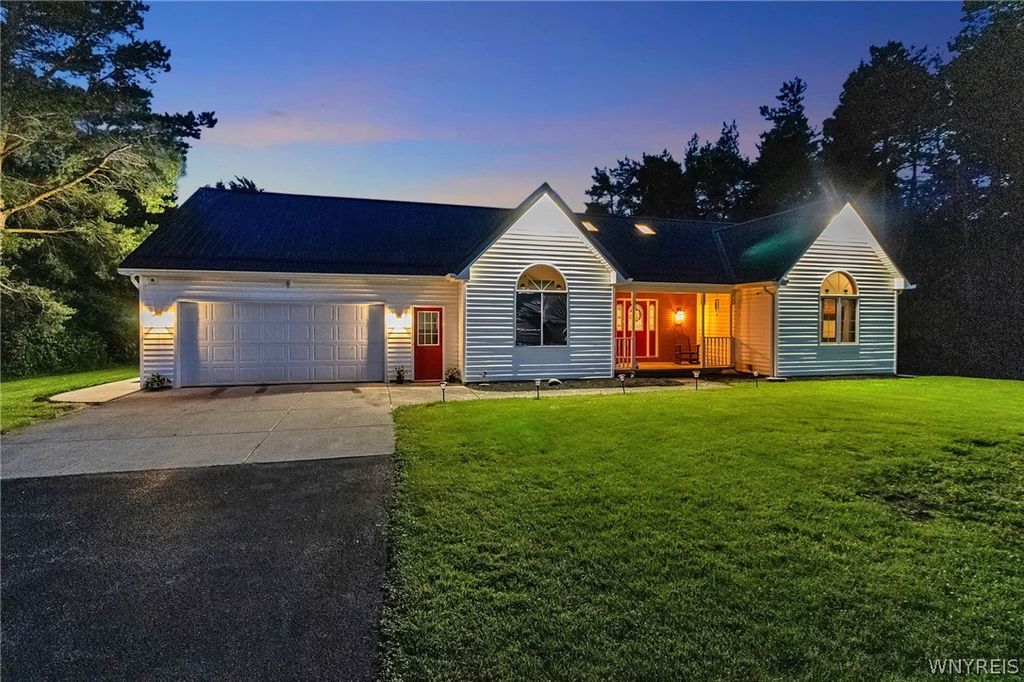 5132 Upper Mountain Road, Cambria, NY 14094