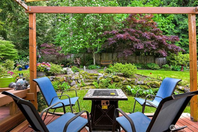 2488 Autumnwood Court, Bellingham, WA 98229