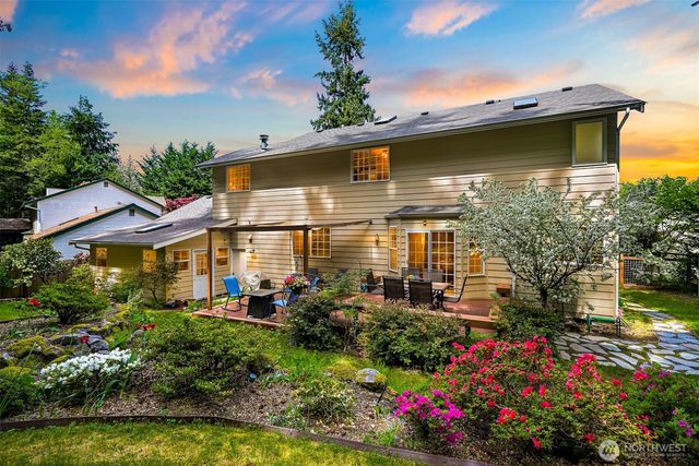 2488 Autumnwood Court, Bellingham, WA 98229