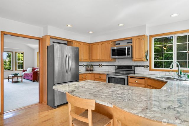 2488 Autumnwood Court, Bellingham, WA 98229