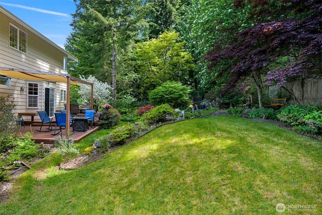 2488 Autumnwood Court, Bellingham, WA 98229