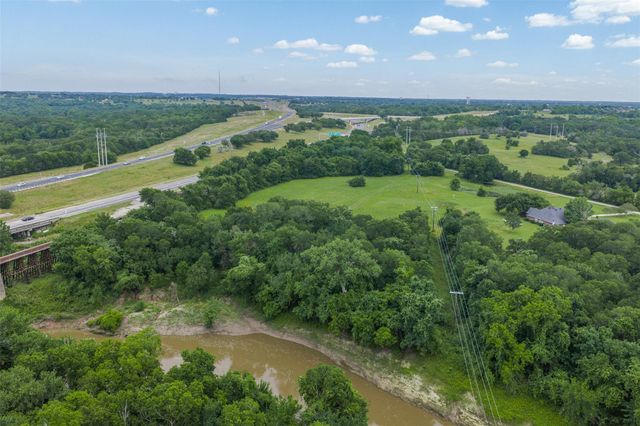 7880 Chockataw Lane, Navasota, TX 77868