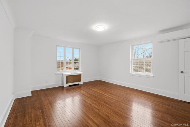 5461 Sylvan Avenue, Bronx, NY 10471