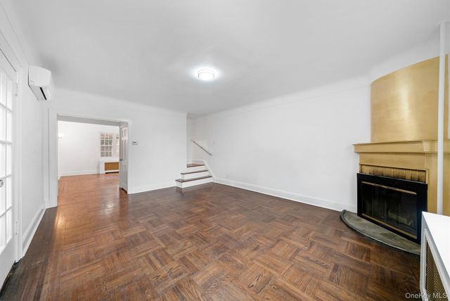 5461 Sylvan Avenue, Bronx, NY 10471