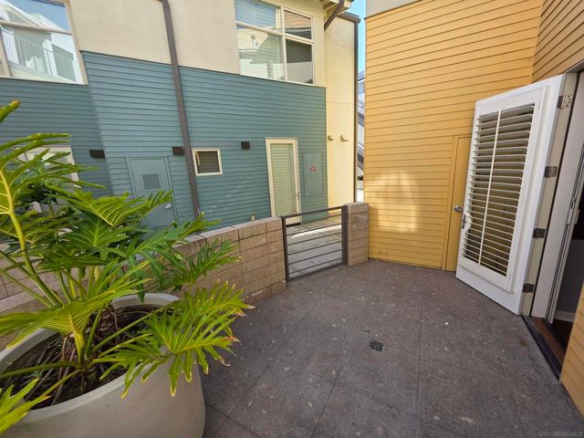 5448 La Jolla Blvd F101, La Jolla, CA 92037