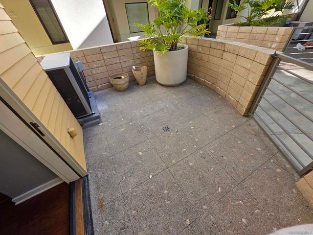 5448 La Jolla Blvd F101, La Jolla, CA 92037