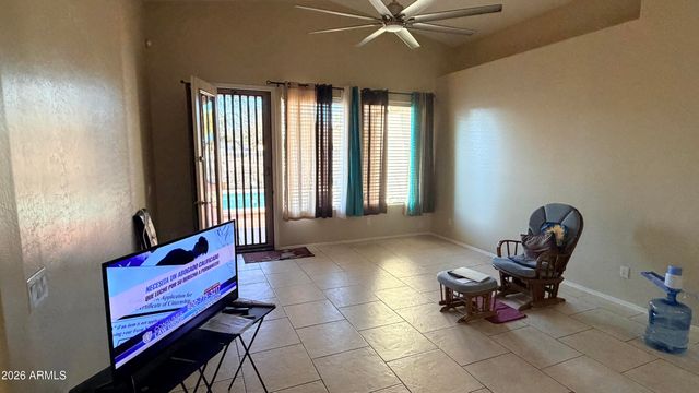 10894 W DAVIS Lane, Avondale, AZ 85323