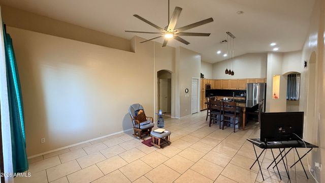 10894 W DAVIS Lane, Avondale, AZ 85323