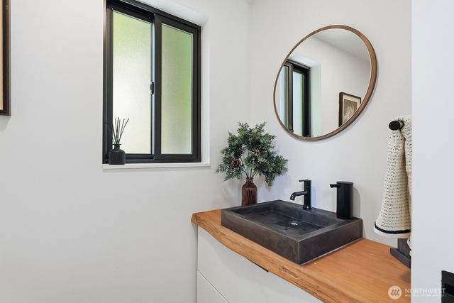 47313 SE 160th Street, North Bend, WA 98045