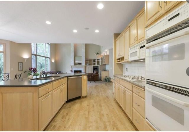 8217 W 93rd Street Circle, Bloomington, MN 55438