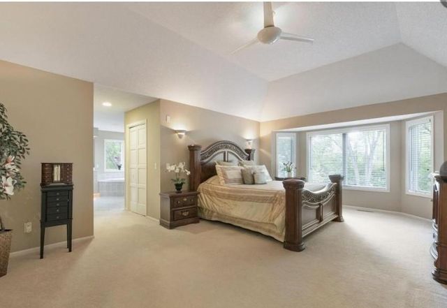 8217 W 93rd Street Circle, Bloomington, MN 55438