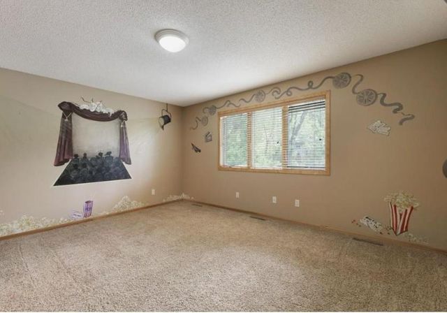 8217 W 93rd Street Circle, Bloomington, MN 55438