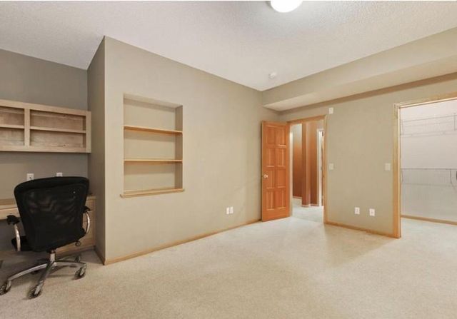 8217 W 93rd Street Circle, Bloomington, MN 55438