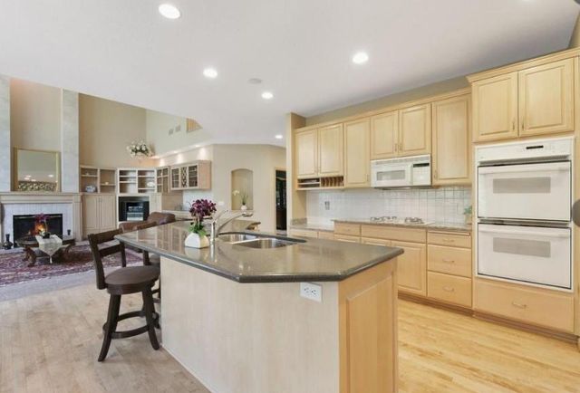 8217 W 93rd Street Circle, Bloomington, MN 55438