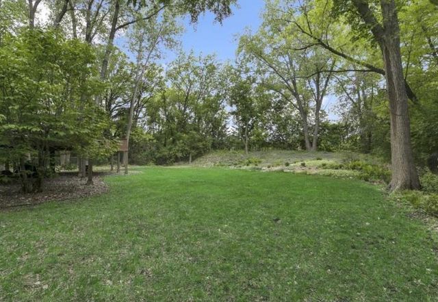 8217 W 93rd Street Circle, Bloomington, MN 55438