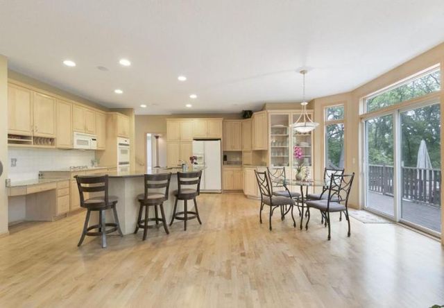 8217 W 93rd Street Circle, Bloomington, MN 55438