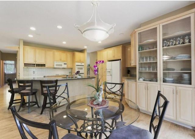 8217 W 93rd Street Circle, Bloomington, MN 55438