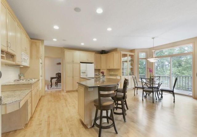 8217 W 93rd Street Circle, Bloomington, MN 55438