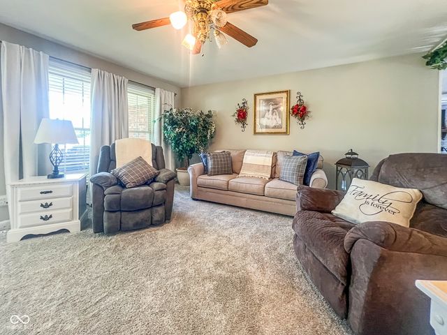 3345 30th Street, Columbus, IN 47203