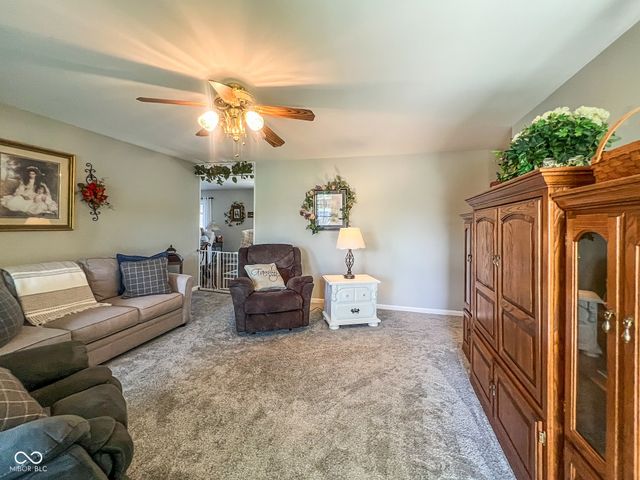 3345 30th Street, Columbus, IN 47203