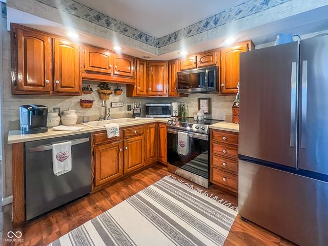 3345 30th Street, Columbus, IN 47203