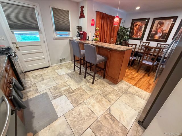 17 Mallory Road, Spring Valley, NY 10977