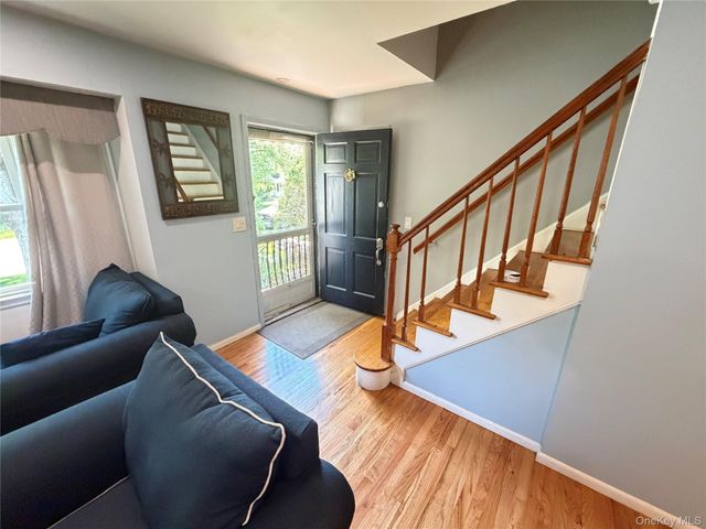 17 Mallory Road, Spring Valley, NY 10977
