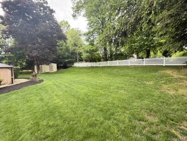 17 Mallory Road, Spring Valley, NY 10977