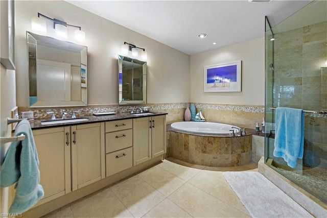 9115 Strada PL 5501, Naples, FL 34108