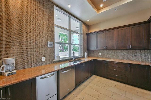 9115 Strada PL 5501, Naples, FL 34108