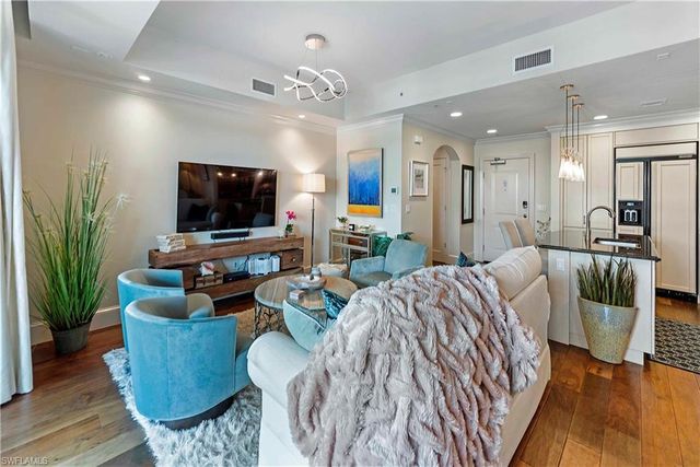9115 Strada PL 5501, Naples, FL 34108