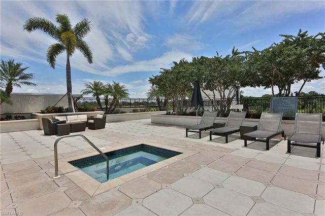 9115 Strada PL 5501, Naples, FL 34108