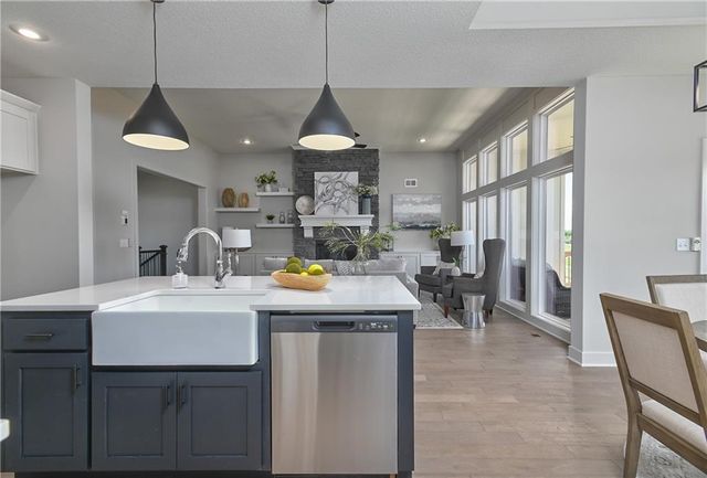 23903 Clear Creek Parkway, Shawnee, KS 66226