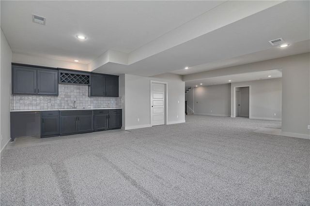 23903 Clear Creek Parkway, Shawnee, KS 66226