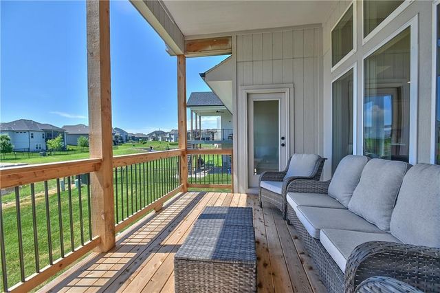 23903 Clear Creek Parkway, Shawnee, KS 66226