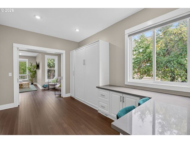 522 Ne MORRIS St, Portland, OR 97212