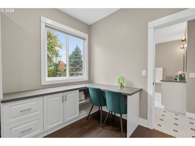 522 Ne MORRIS St, Portland, OR 97212