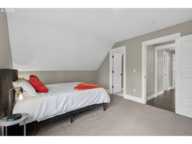 522 Ne MORRIS St, Portland, OR 97212