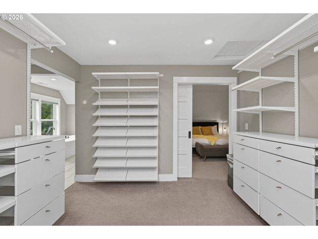 522 Ne MORRIS St, Portland, OR 97212