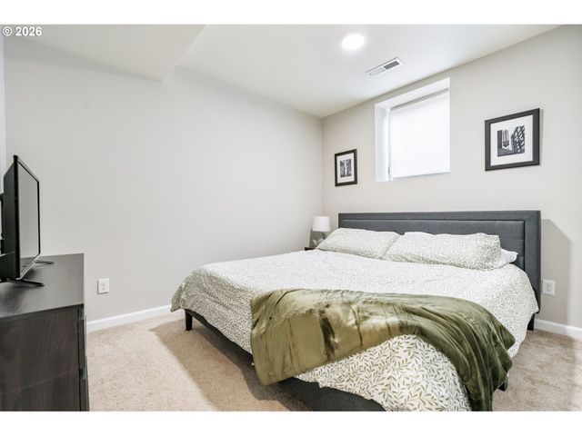 522 Ne MORRIS St, Portland, OR 97212