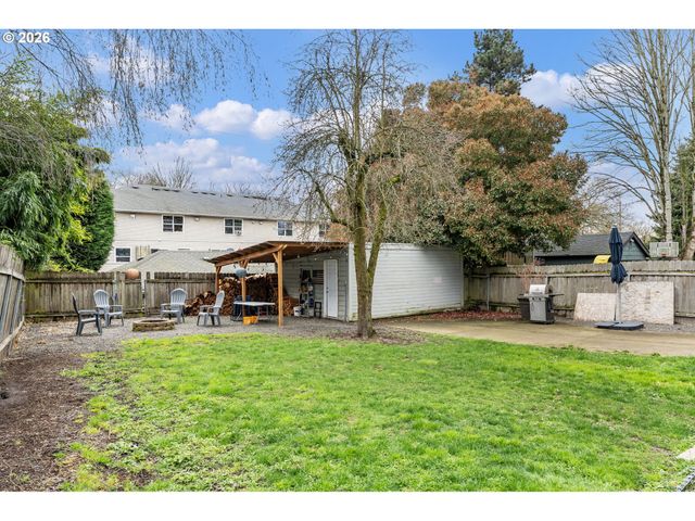 522 Ne MORRIS St, Portland, OR 97212